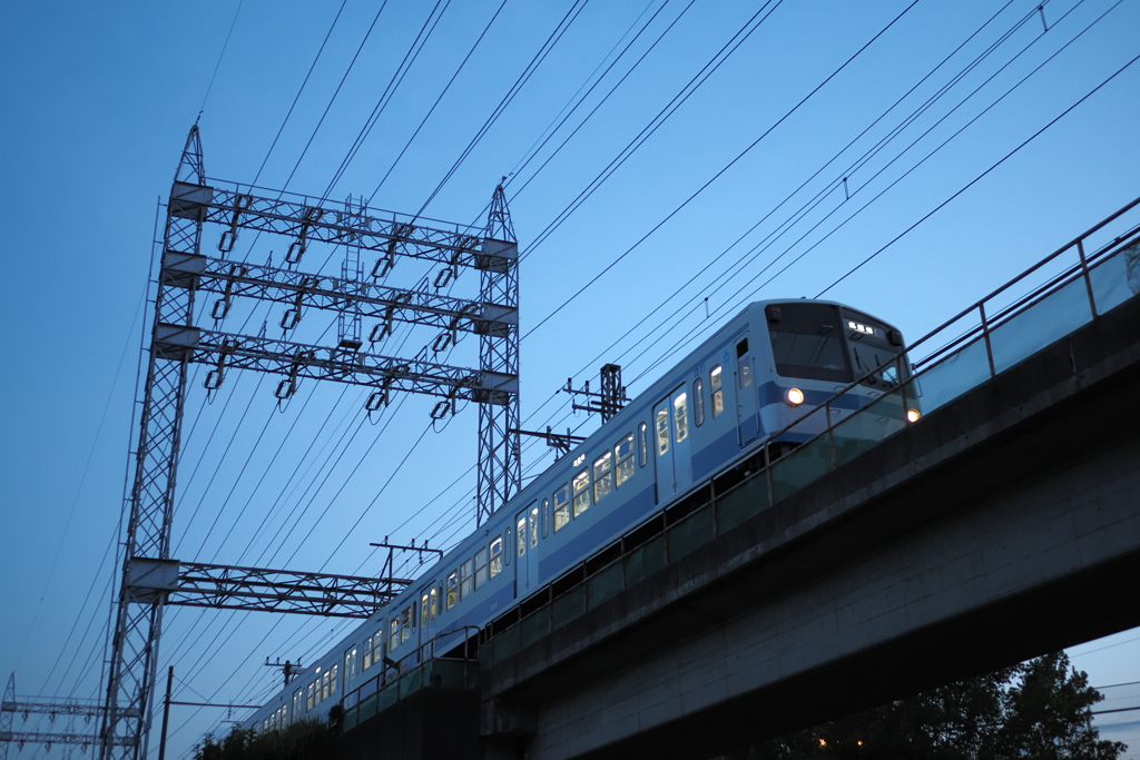 日没の電車