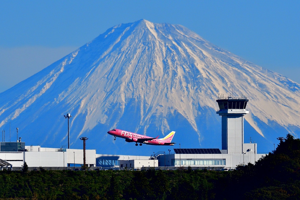 FDAと雪化粧富士