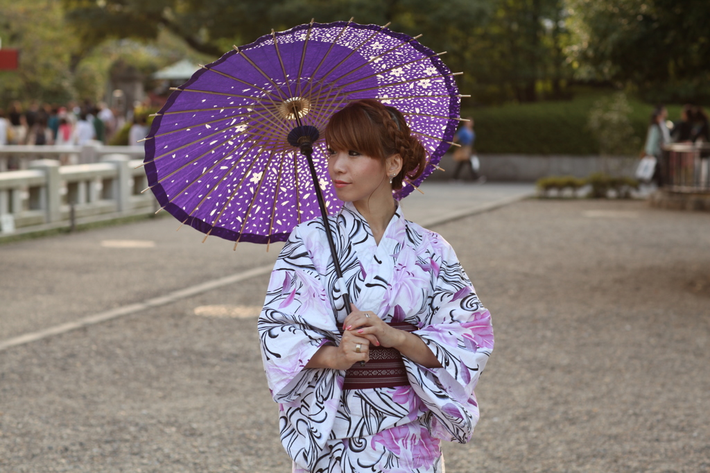 清水麻里さん・浅草寺にて