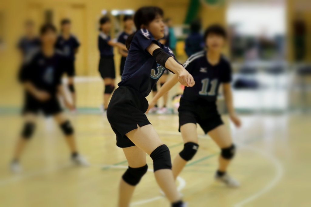 後部座席で