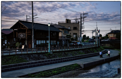 「夕暮れの川辺」小江戸川越散歩628