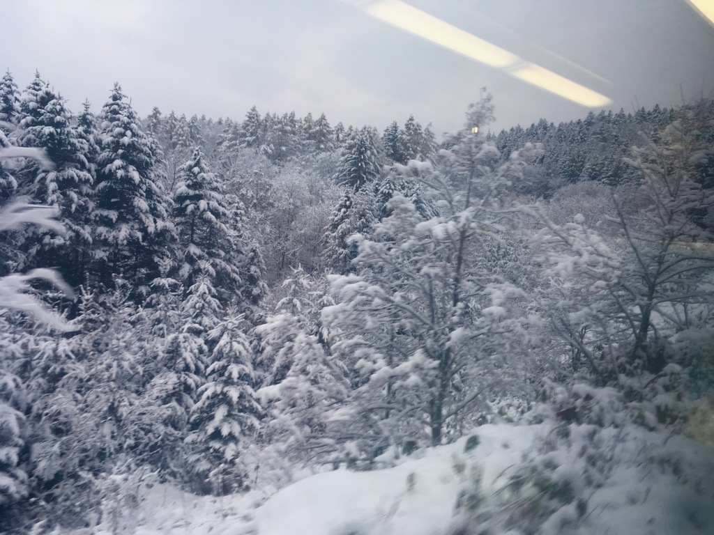 トンネルの向こうの