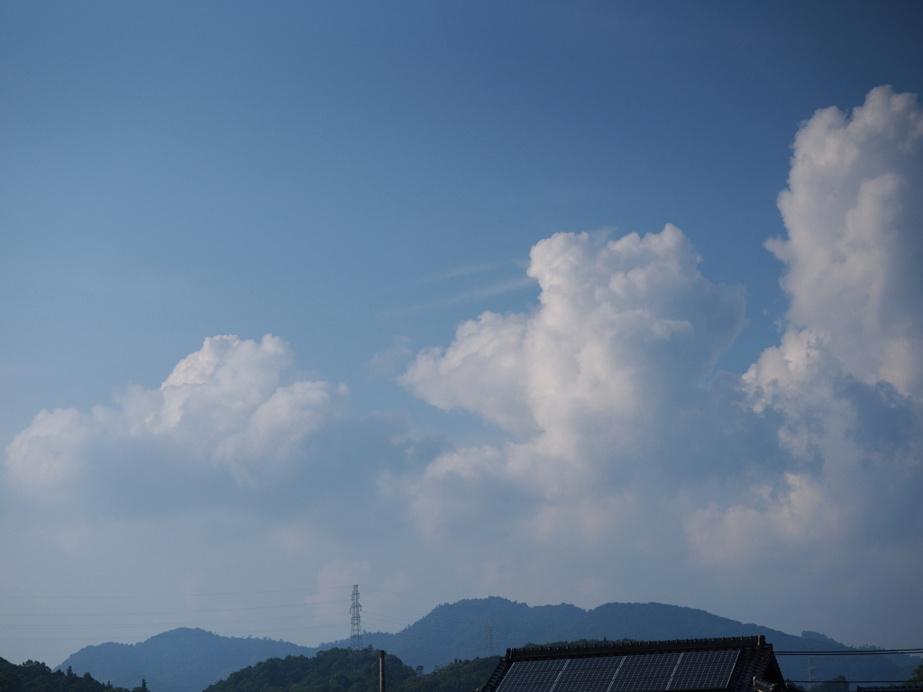 夏直前　入道雲
