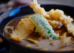 土曜日はちょっと寒かったのでカレーうどん