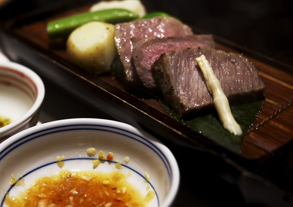 稲住温泉の夕食3　ご当地○○牛