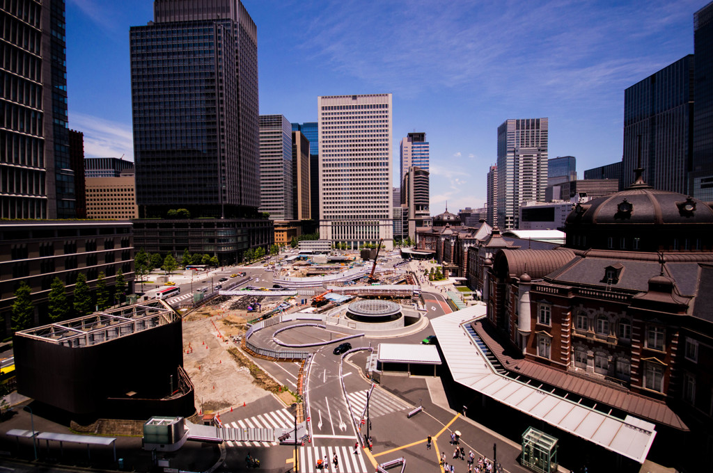 東京駅前