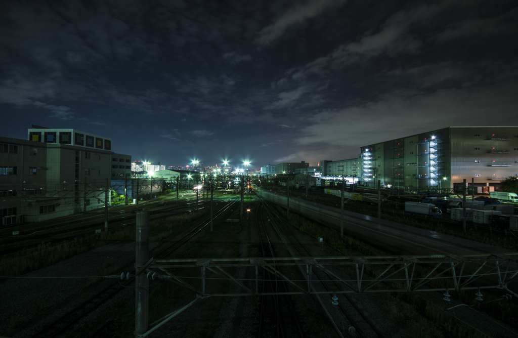 東京貨物ターミナル駅