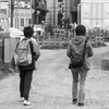微妙な距離