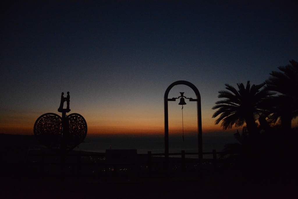 出会いの聖地の夜明け