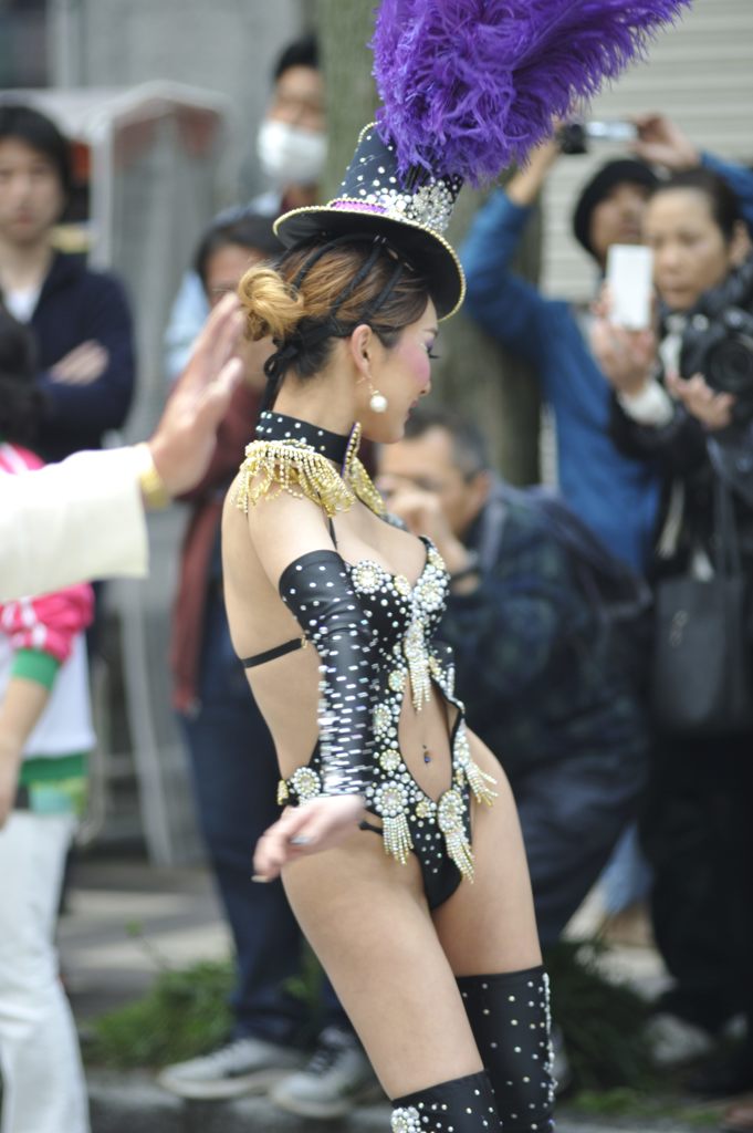 おっ・・お客さん・・・