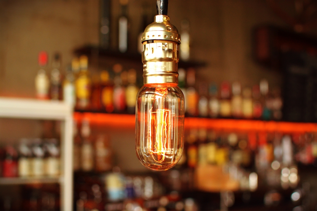electric lamp