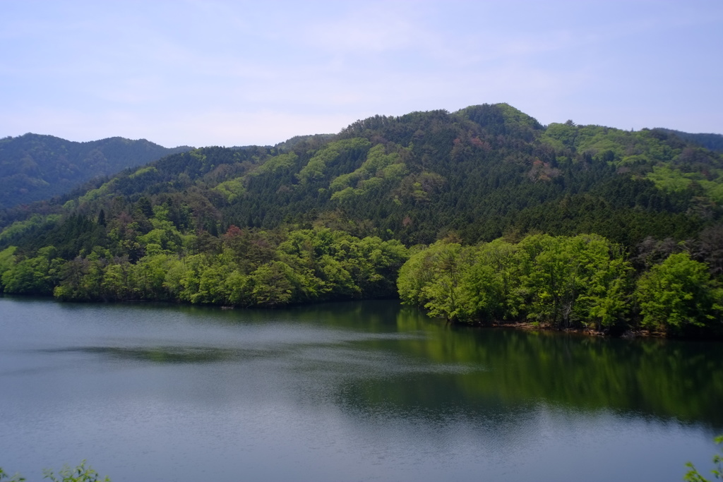 三河湖