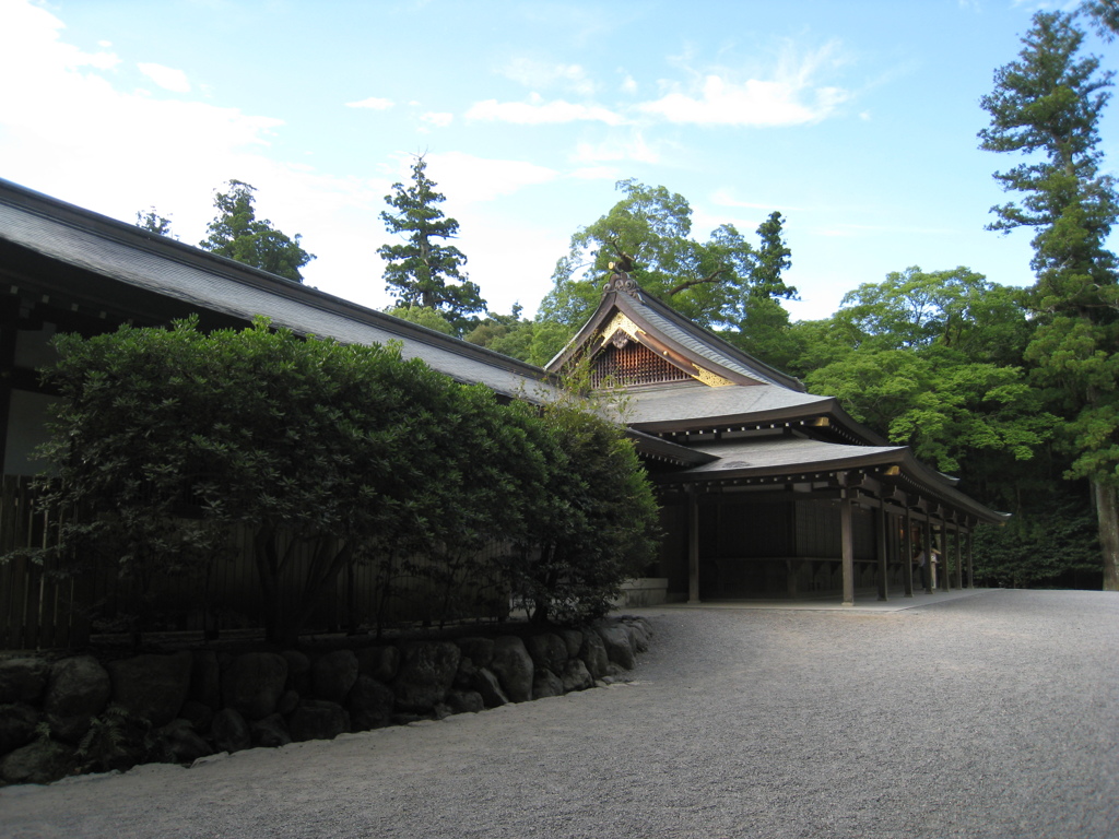伊勢神宮 内宮 神楽殿にて