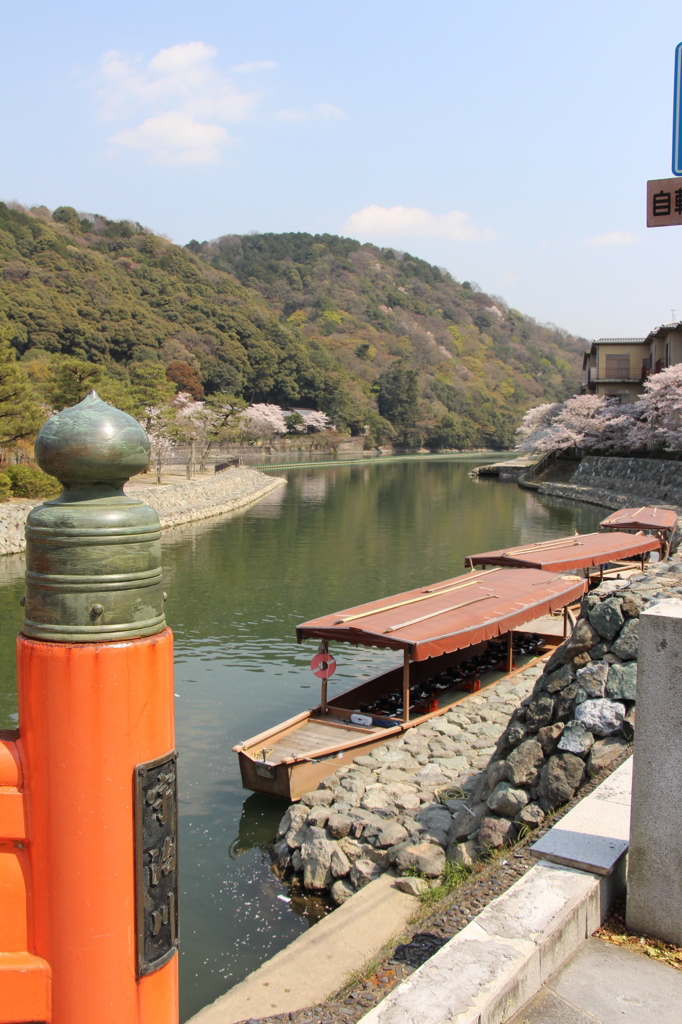 橋からの山並み