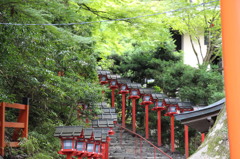 貴船神社の階段前
