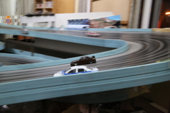 It's a SLOT RACING!!