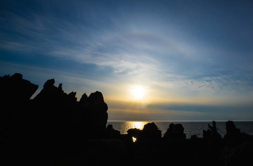 Halo evening