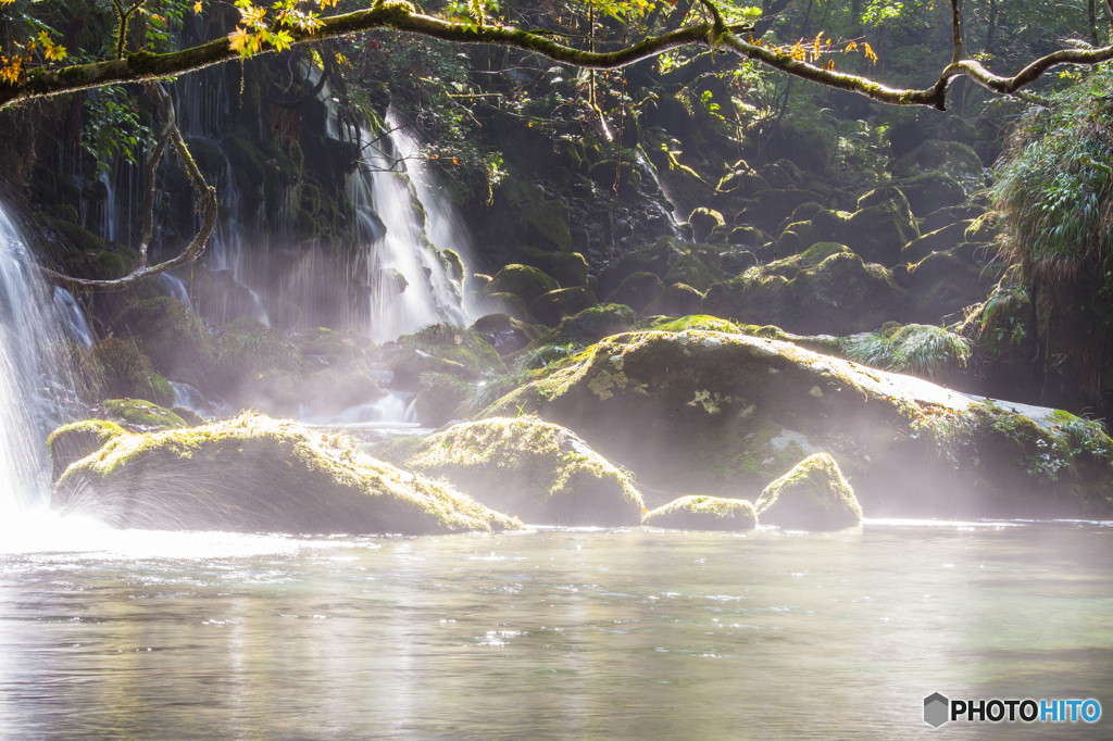 Autumn sunlight ～ Mototaki