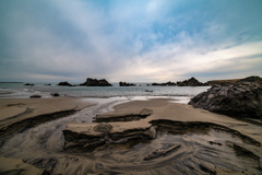 Underflowing water beach