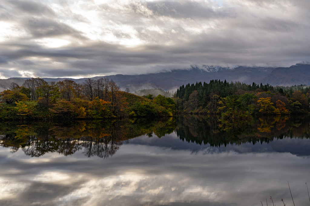 Flowing clouds