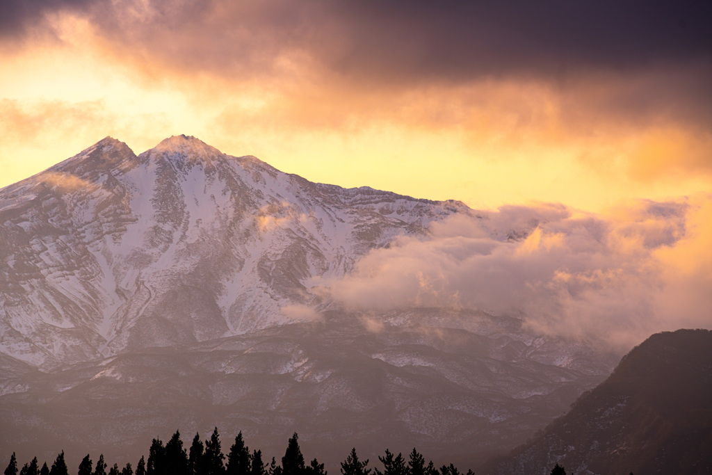 Snow cloud