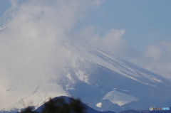 富士山は吹雪？