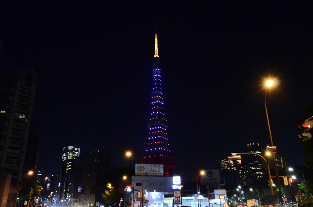 星条旗カラー東京タワー