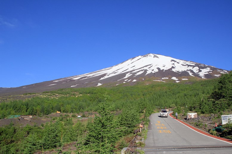 青空の富士山