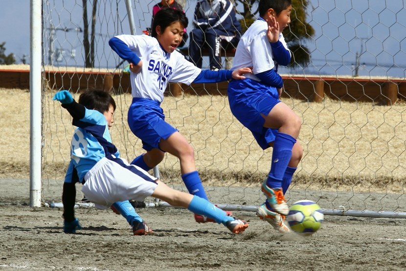サッカー５