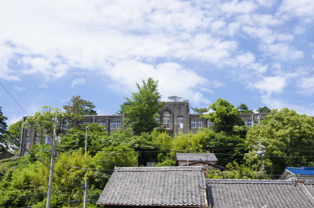 歴史的建造物　校舎全景