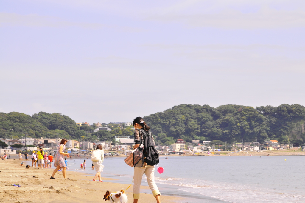 由比ヶ浜でお散歩
