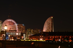 横浜４