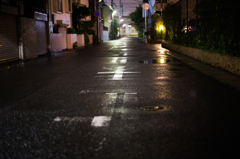 夜雨の静けさ