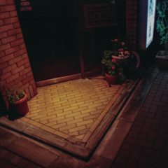 門の角