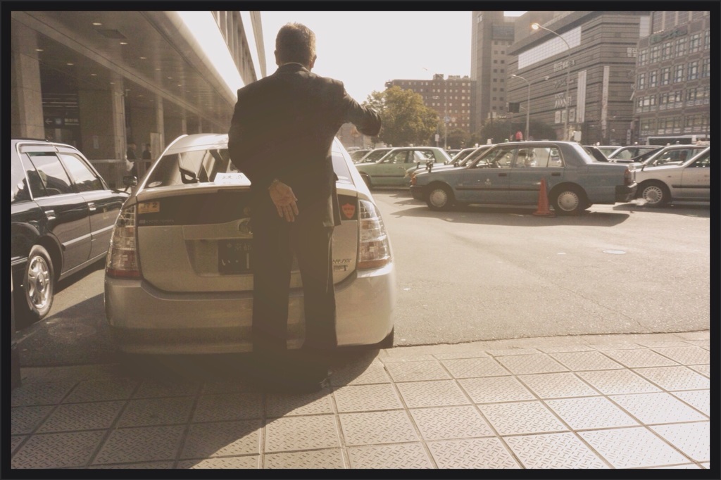 朝の彼達