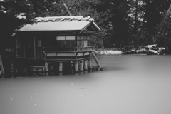 kasumigaike and glaze of ice