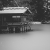 kasumigaike and glaze of ice