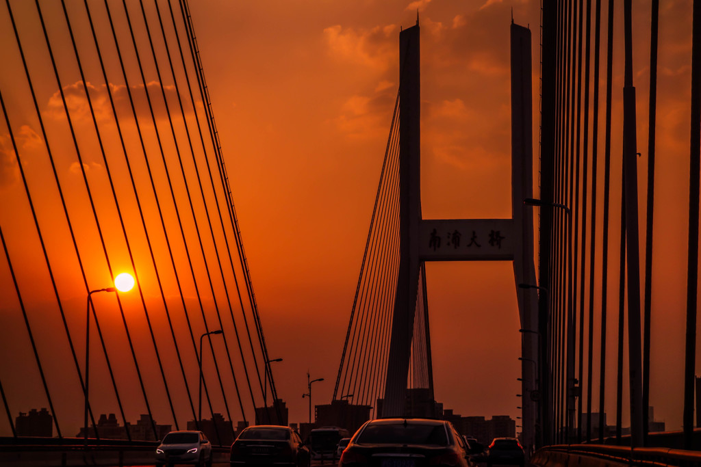 sunset of the huge suspension bridge