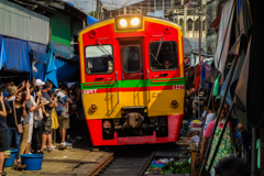 train going through the market 1