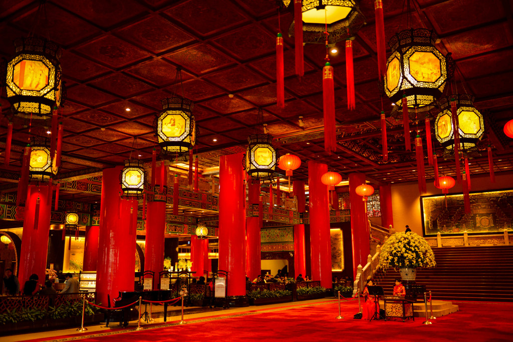 the grand hotel lobby