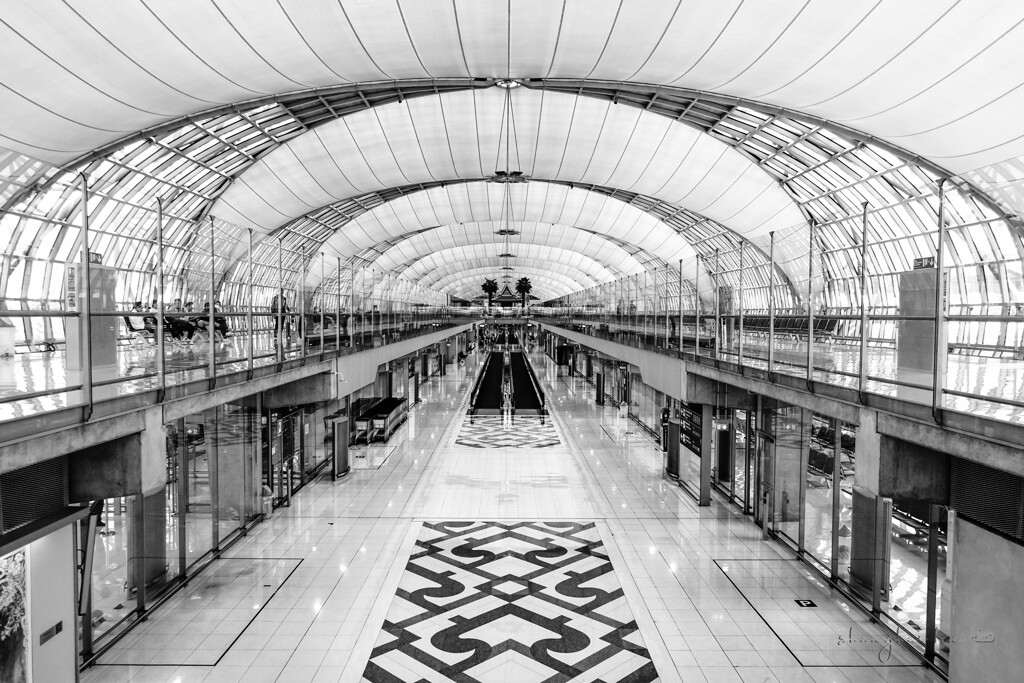 suvarnabhumi departure lobby