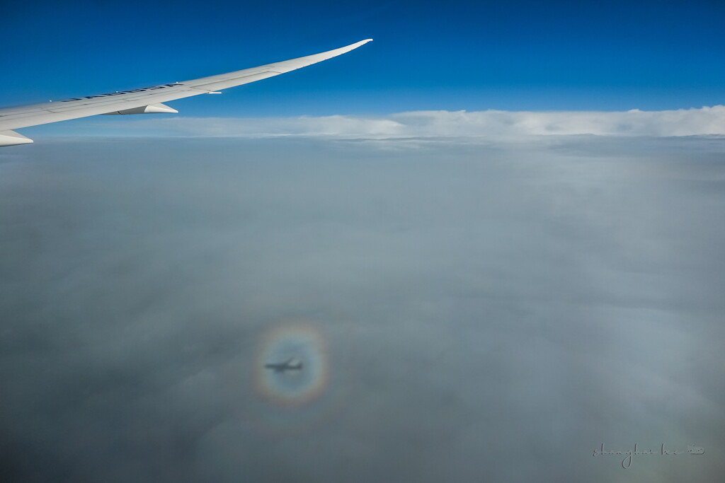 brocken phenomenon in the air