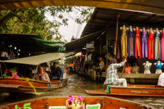 damnoen saduak floating market