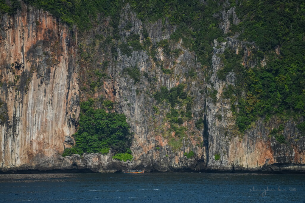 the sheer cliff of phi phi 02