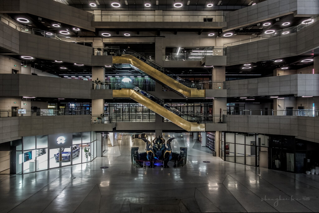 no man's mall