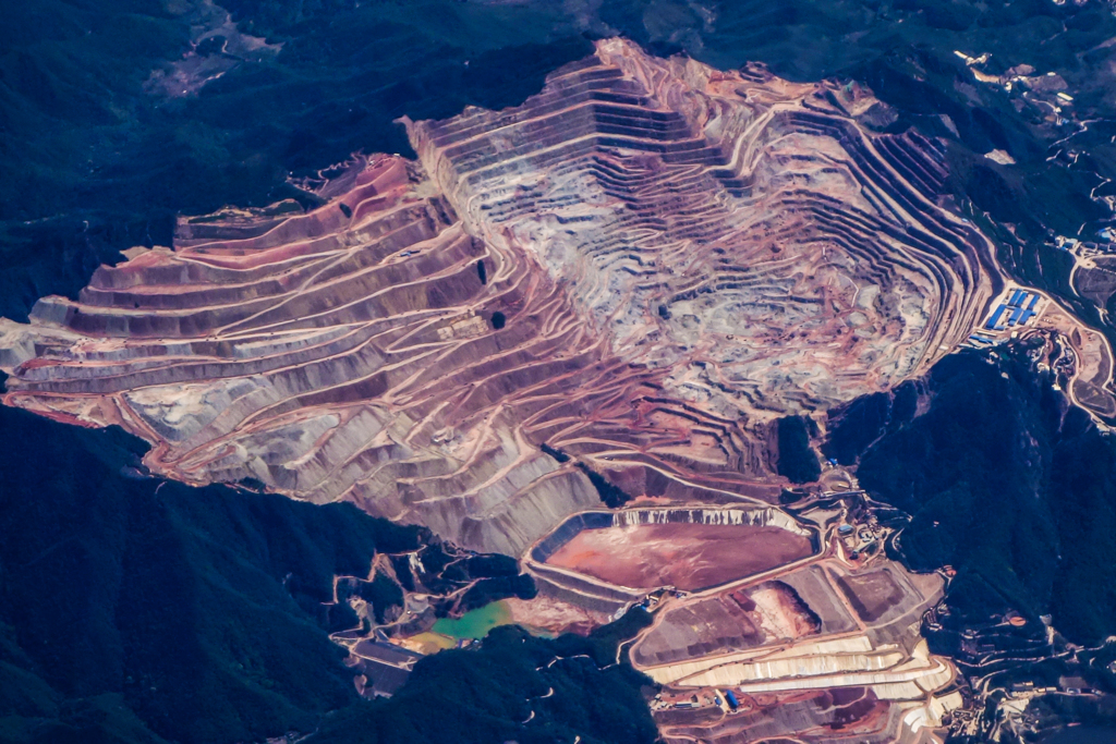 zijinshan national mine park