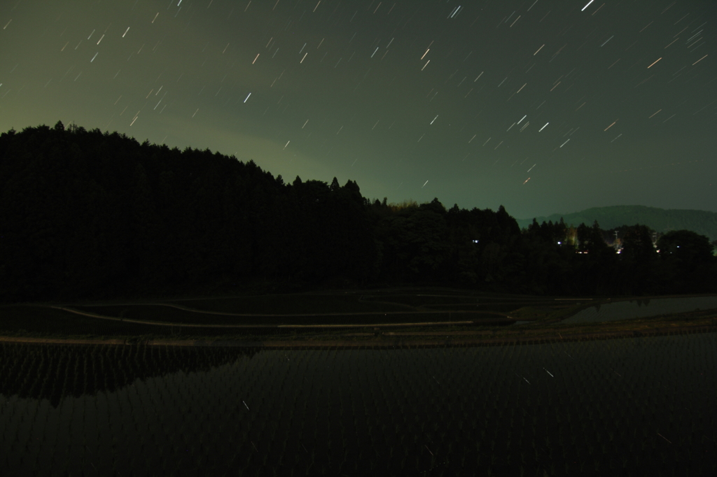 玉立の棚田と星