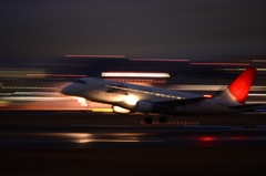 飛行機と夜景