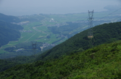 赤坂山頂上よりメタセコイア並木を望む