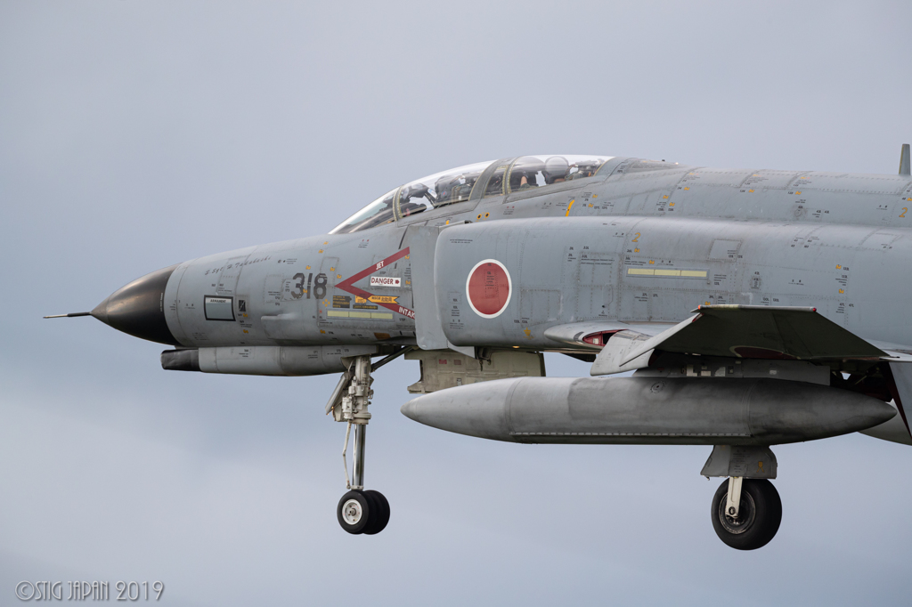 F4 帰投